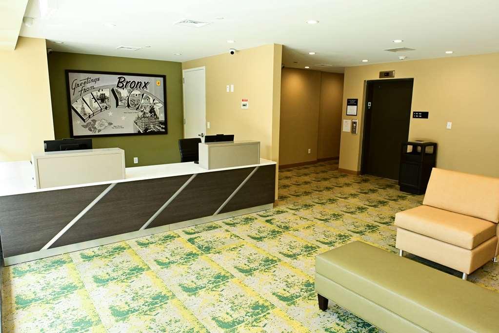 Hotel Super 8 By Wyndham Bronx Near Botanical Garden New York Interior foto