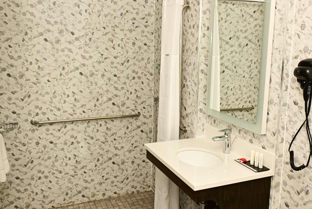 Hotel Super 8 By Wyndham Bronx Near Botanical Garden New York Zimmer foto